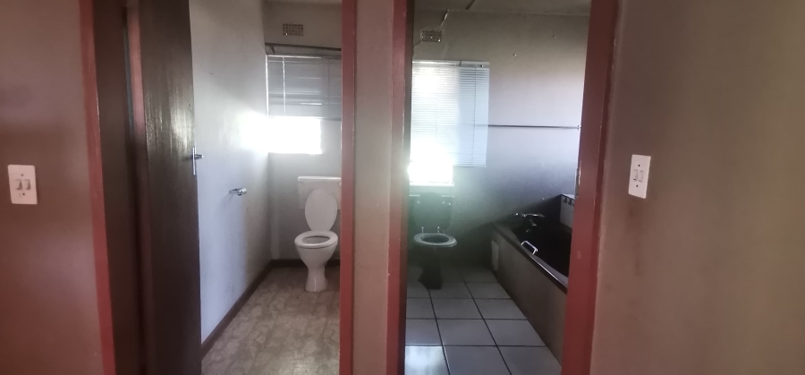 12 Bedroom Property for Sale in Magaliesburg Gauteng