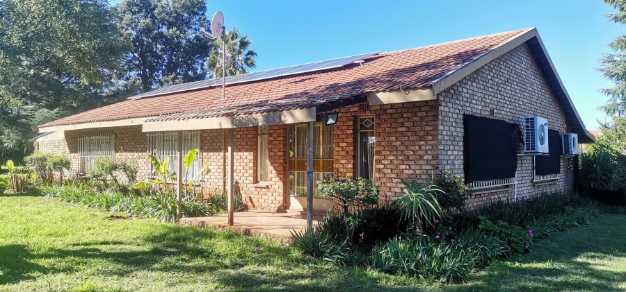 12 Bedroom Property for Sale in Magaliesburg Gauteng