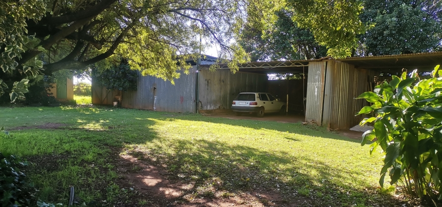 12 Bedroom Property for Sale in Magaliesburg Gauteng