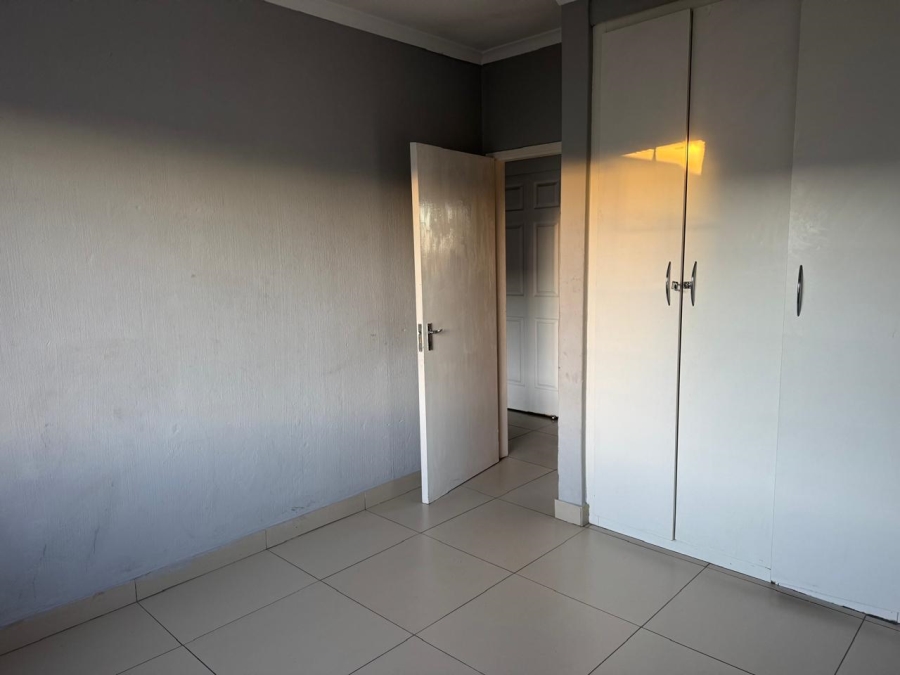 2 Bedroom Property for Sale in Elspark Gauteng