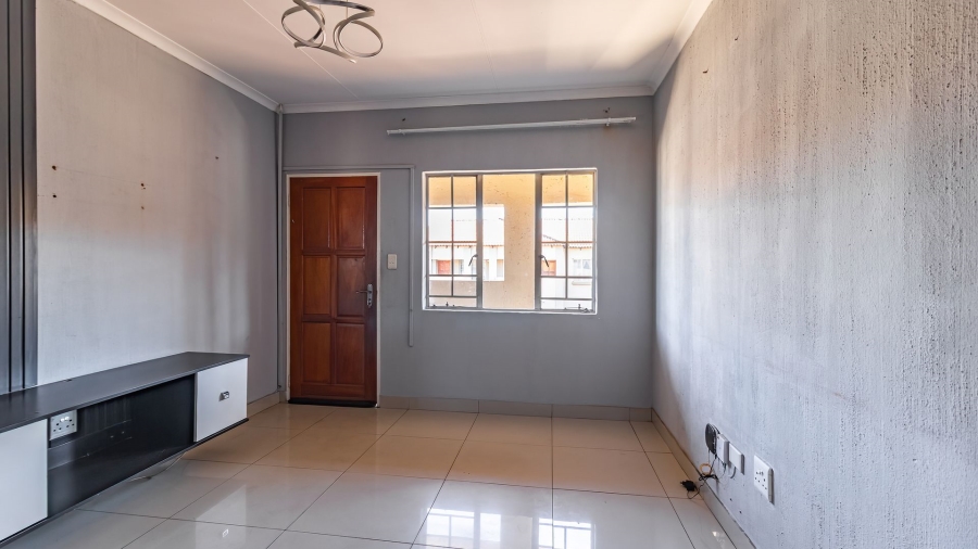 2 Bedroom Property for Sale in Elspark Gauteng