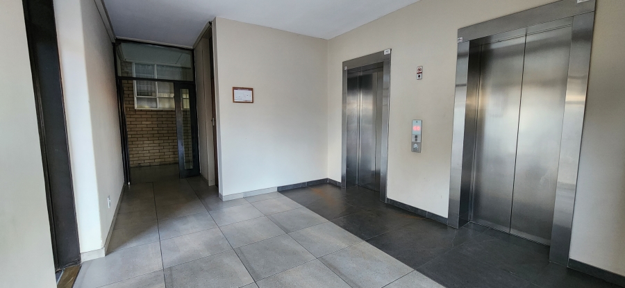 2 Bedroom Property for Sale in Bedfordview Gauteng