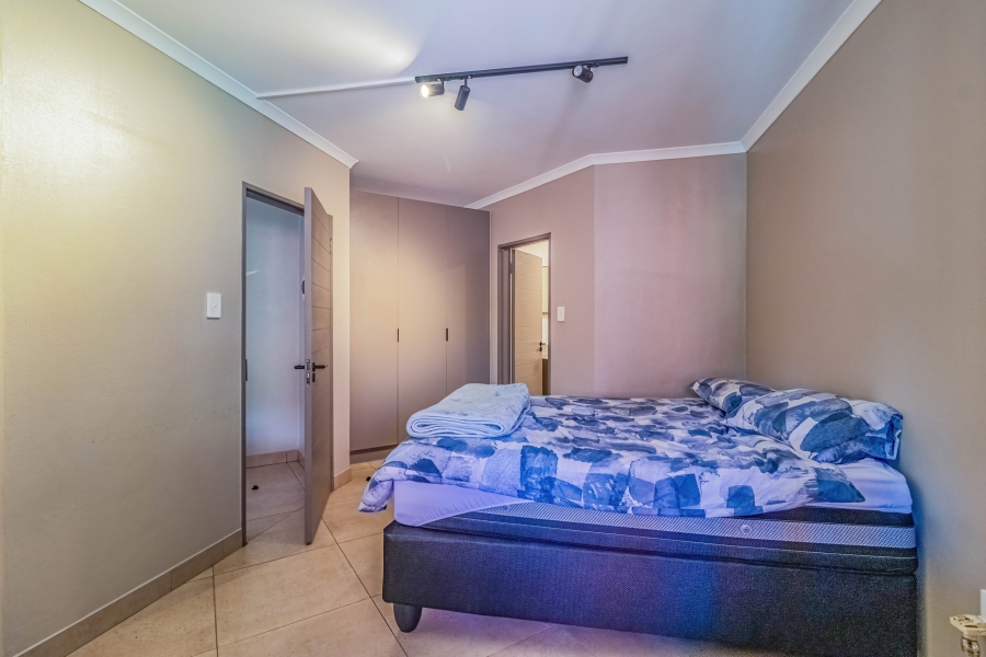 1 Bedroom Property for Sale in Bedfordview Gauteng