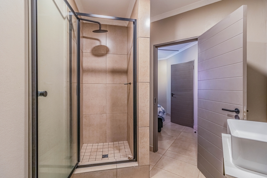 1 Bedroom Property for Sale in Bedfordview Gauteng