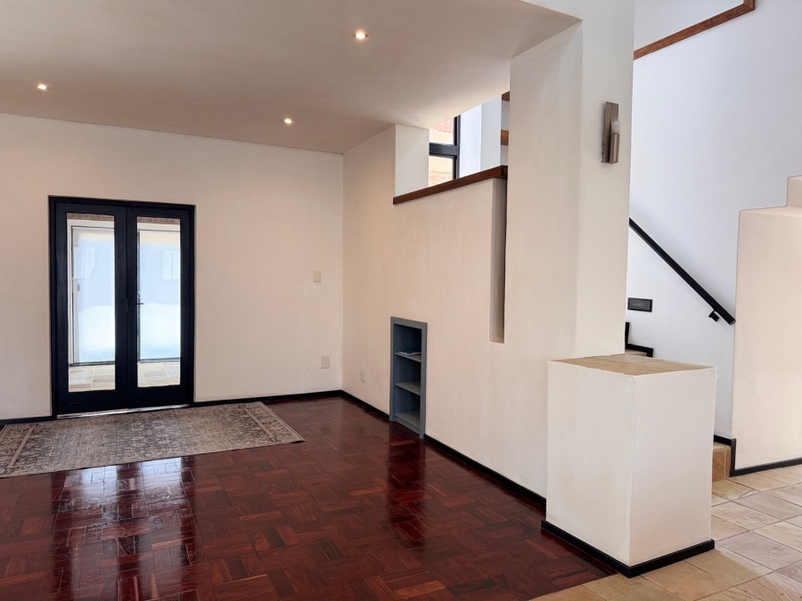 6 Bedroom Property for Sale in Dainfern Gauteng