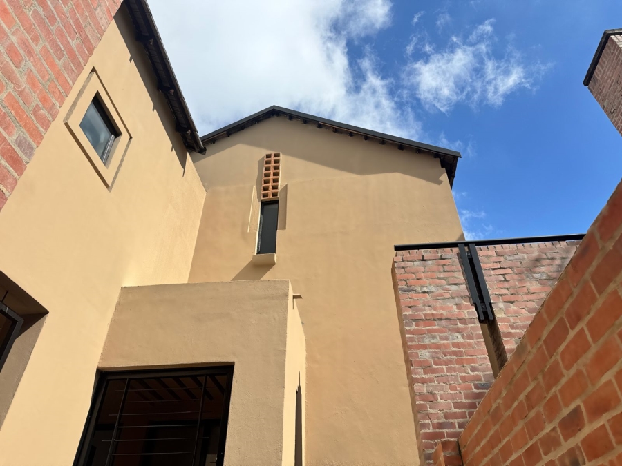 6 Bedroom Property for Sale in Dainfern Gauteng