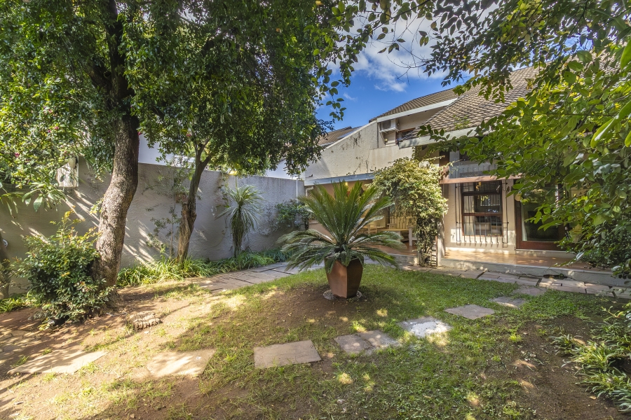 4 Bedroom Property for Sale in Bryanston Gauteng