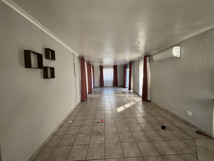 3 Bedroom Property for Sale in Ravenswood Gauteng