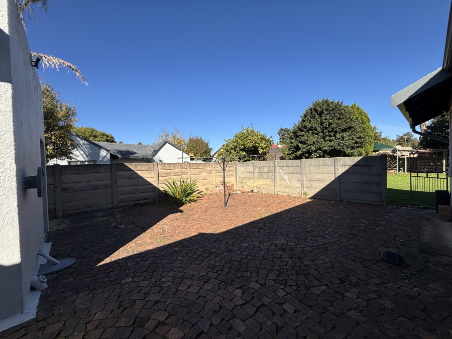 3 Bedroom Property for Sale in Ravenswood Gauteng