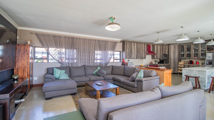 5 Bedroom Property for Sale in Rand Collieries Gauteng