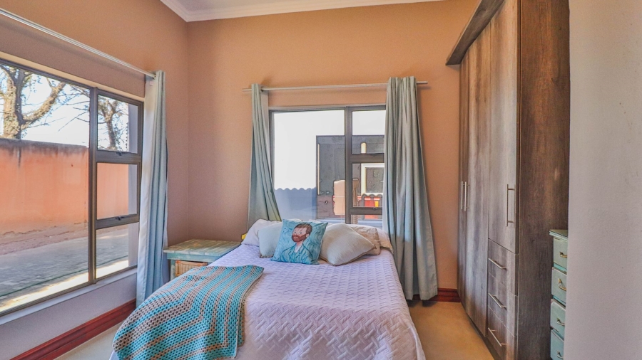 5 Bedroom Property for Sale in Rand Collieries Gauteng