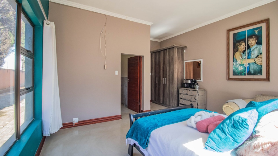 5 Bedroom Property for Sale in Rand Collieries Gauteng