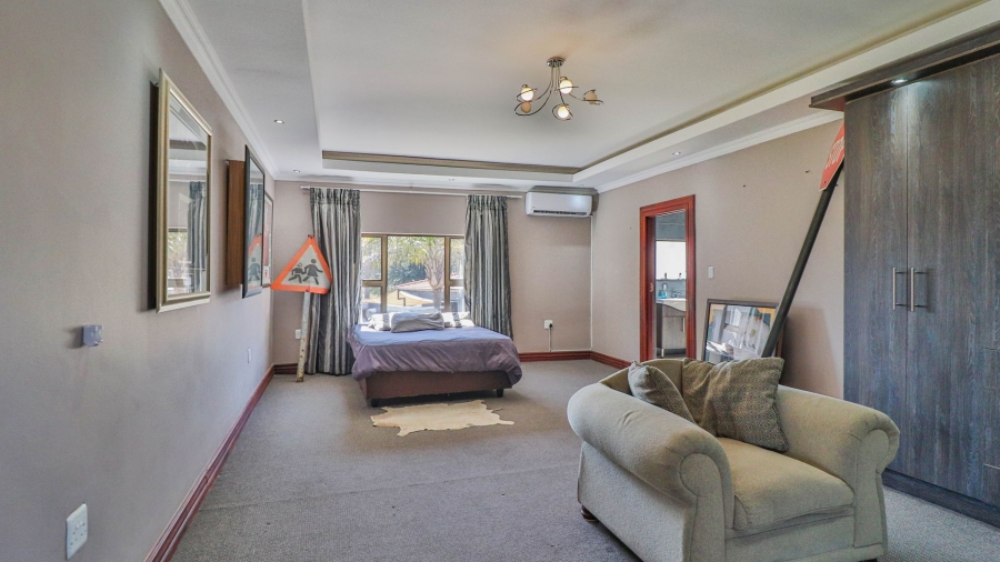 5 Bedroom Property for Sale in Rand Collieries Gauteng