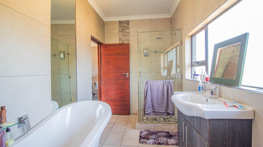 5 Bedroom Property for Sale in Rand Collieries Gauteng