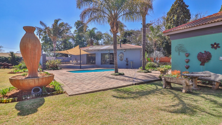5 Bedroom Property for Sale in Rand Collieries Gauteng