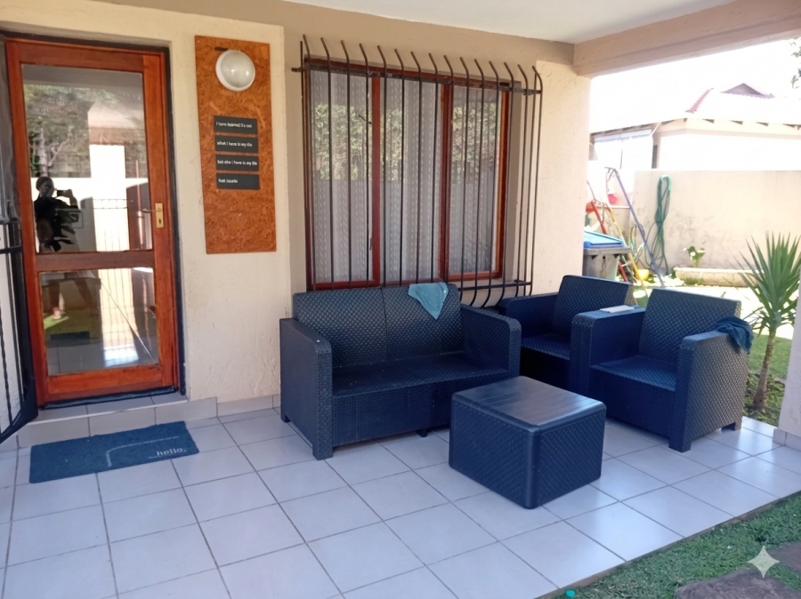 3 Bedroom Property for Sale in Rooihuiskraal North Gauteng