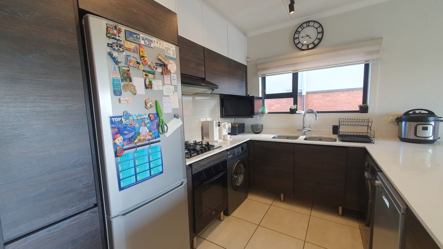 2 Bedroom Property for Sale in Oakdene Gauteng
