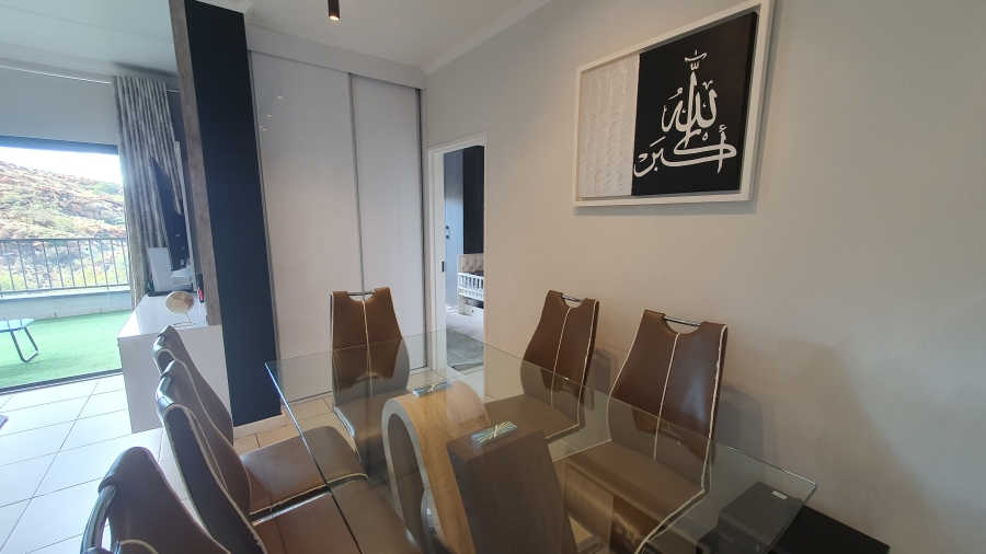 2 Bedroom Property for Sale in Oakdene Gauteng