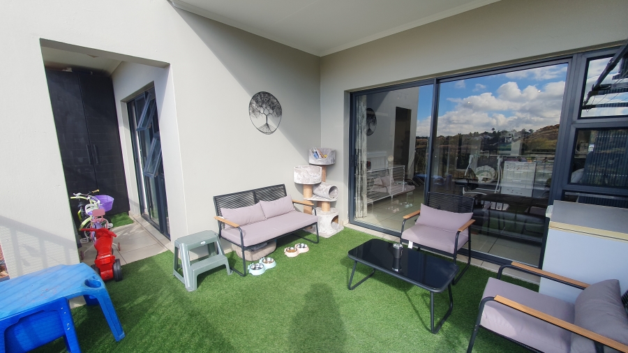 2 Bedroom Property for Sale in Oakdene Gauteng