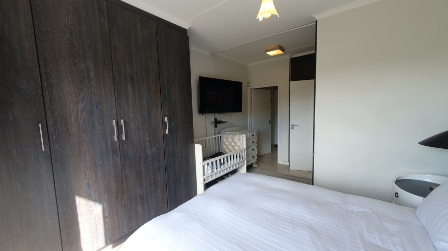 2 Bedroom Property for Sale in Oakdene Gauteng