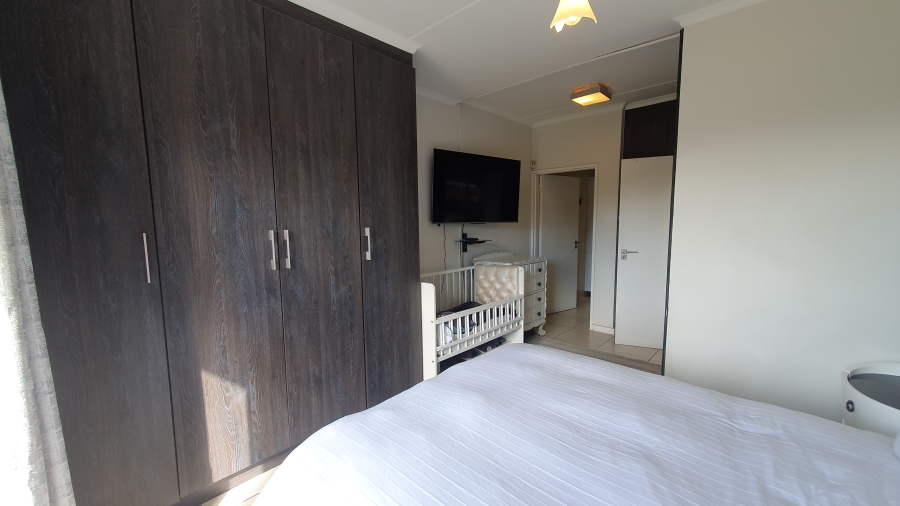 2 Bedroom Property for Sale in Oakdene Gauteng