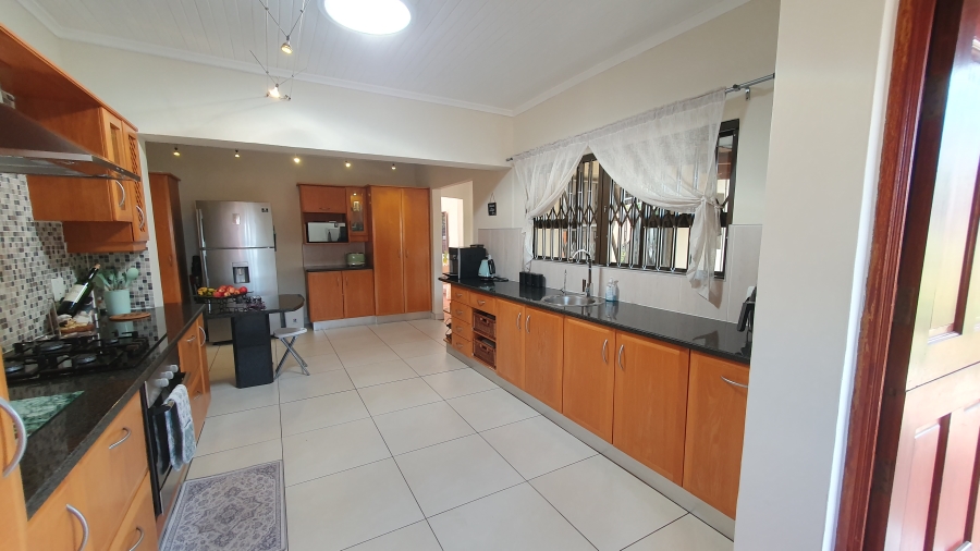 4 Bedroom Property for Sale in Glenvista Gauteng