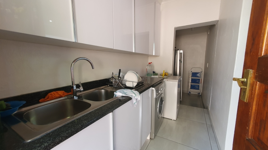 3 Bedroom Property for Sale in Glenvista Gauteng