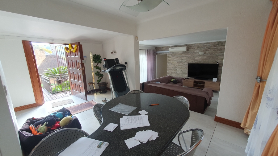 3 Bedroom Property for Sale in Glenvista Gauteng