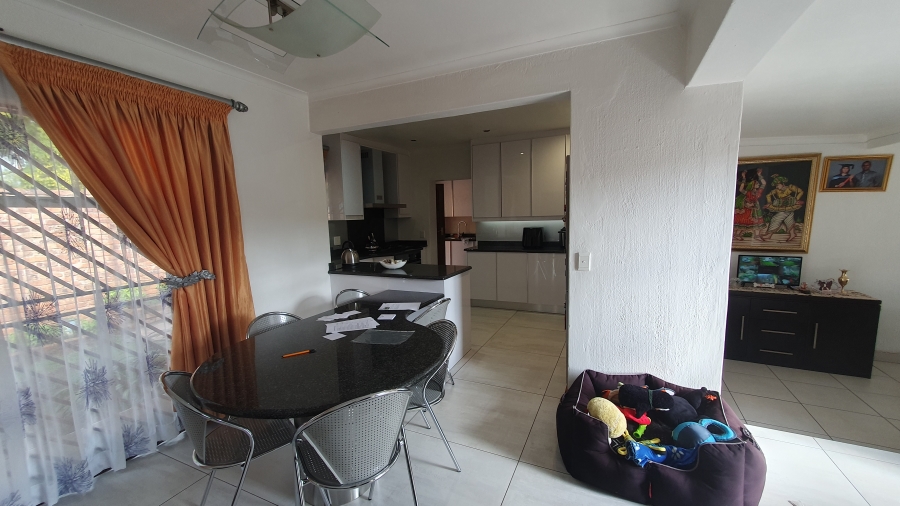 3 Bedroom Property for Sale in Glenvista Gauteng