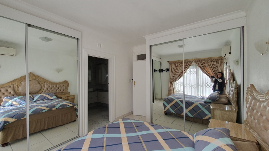 3 Bedroom Property for Sale in Glenvista Gauteng