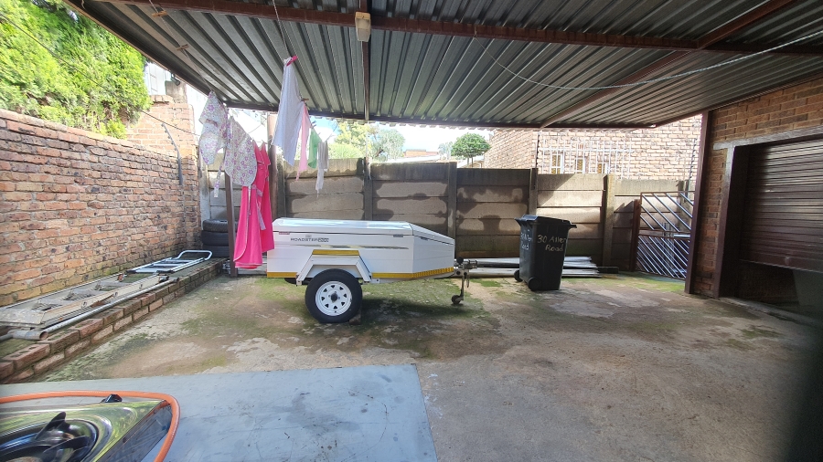 3 Bedroom Property for Sale in Glenvista Gauteng