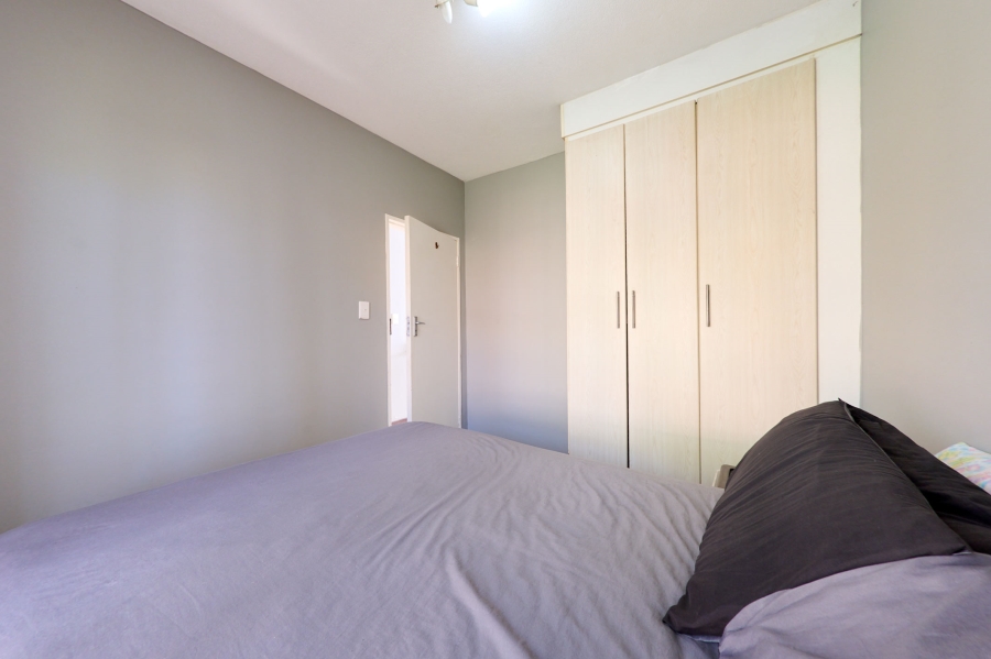 2 Bedroom Property for Sale in Erand Gardens Gauteng