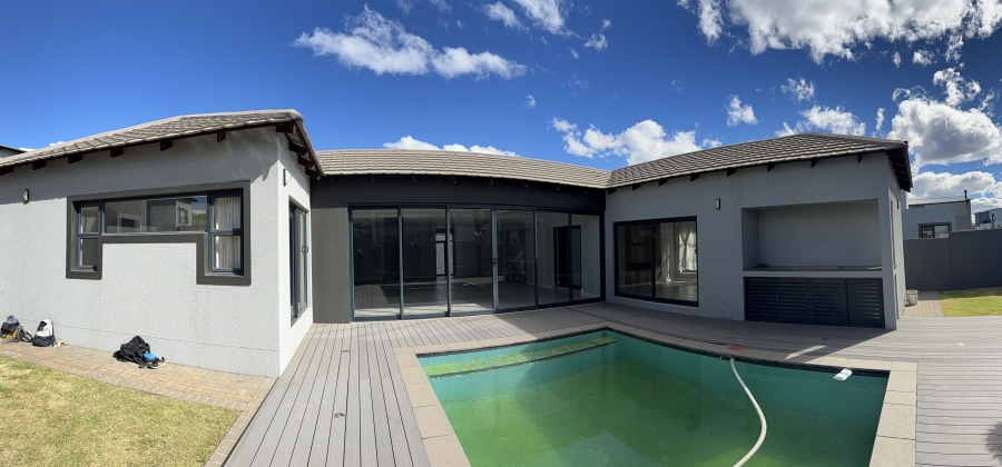 To Let 4 Bedroom Property for Rent in Eye of Africa Gauteng