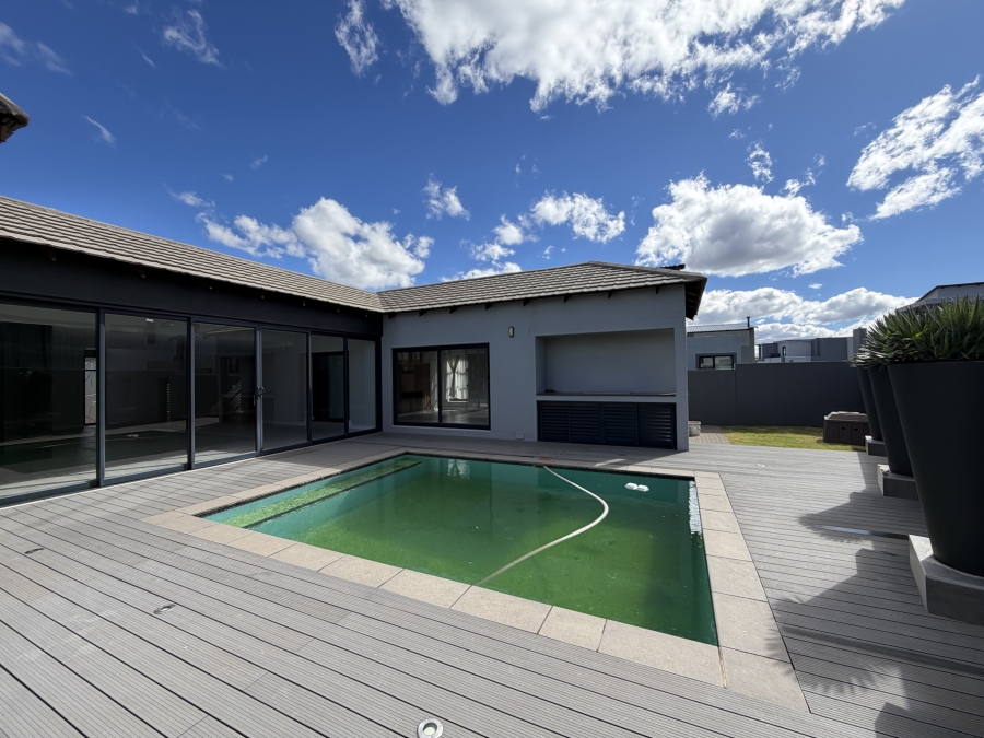 To Let 4 Bedroom Property for Rent in Eye of Africa Gauteng