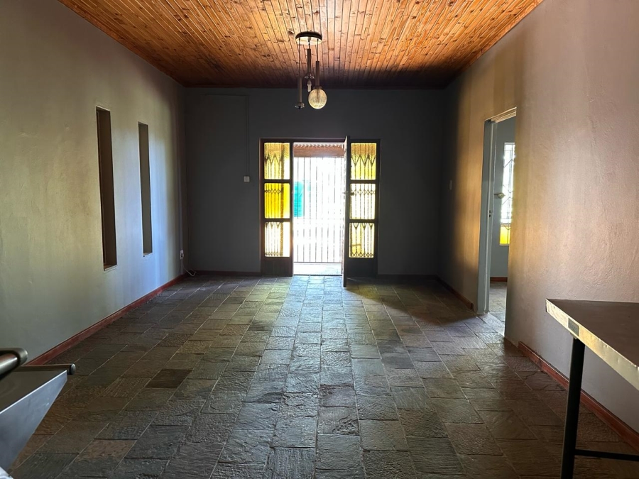 To Let 3 Bedroom Property for Rent in Rooiwal A H Gauteng