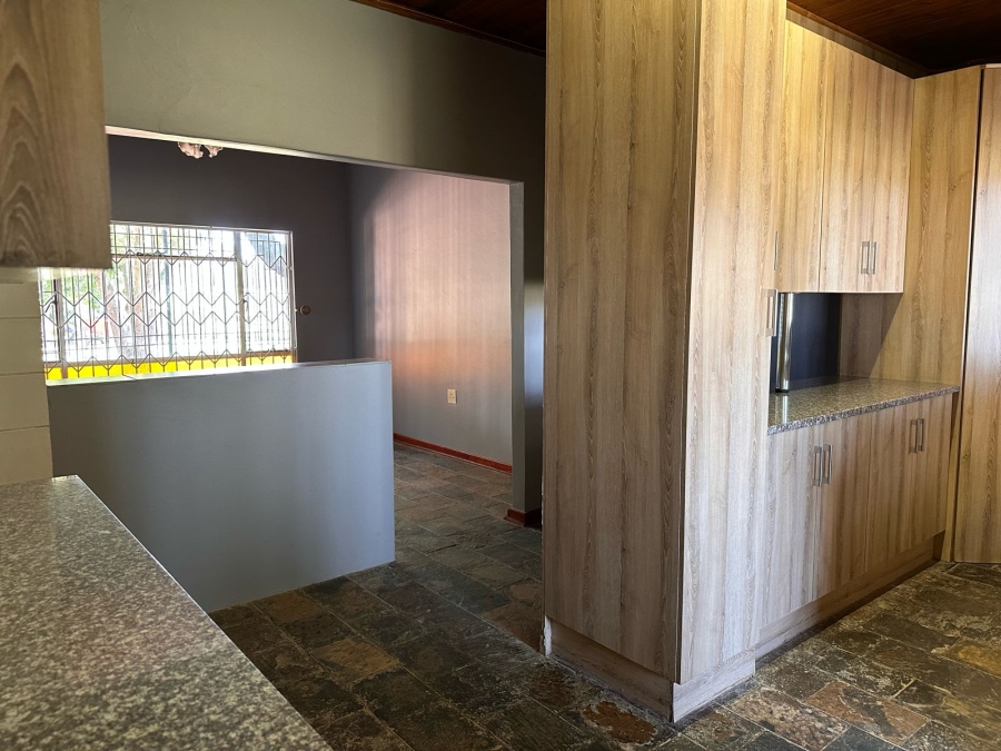 To Let 3 Bedroom Property for Rent in Rooiwal A H Gauteng