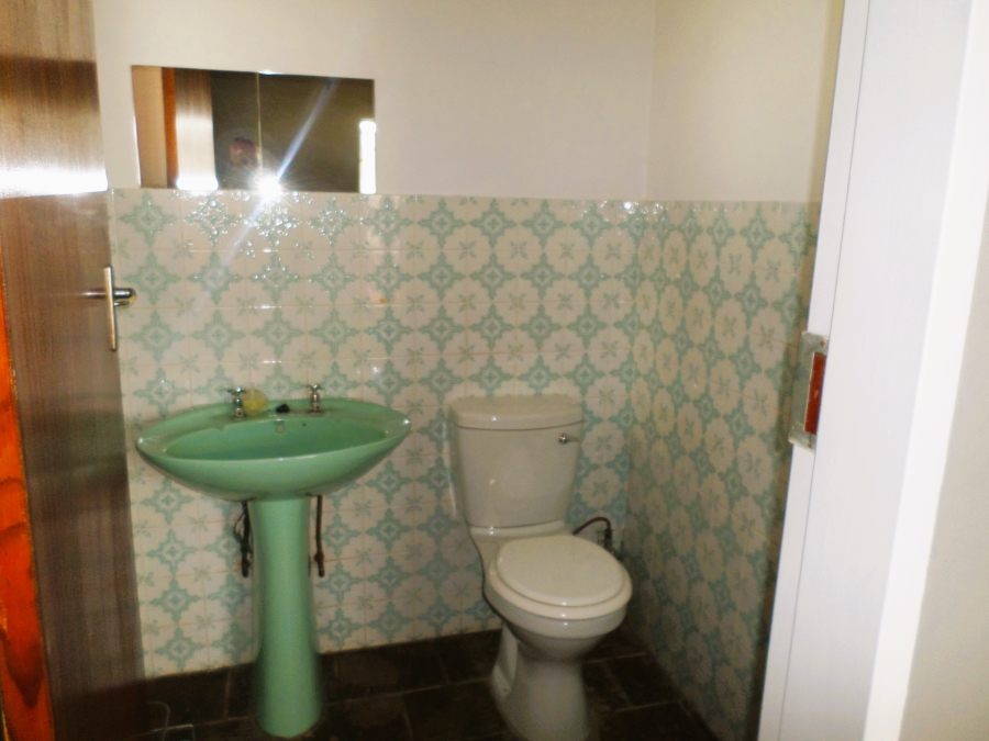 To Let 3 Bedroom Property for Rent in Rooiwal A H Gauteng