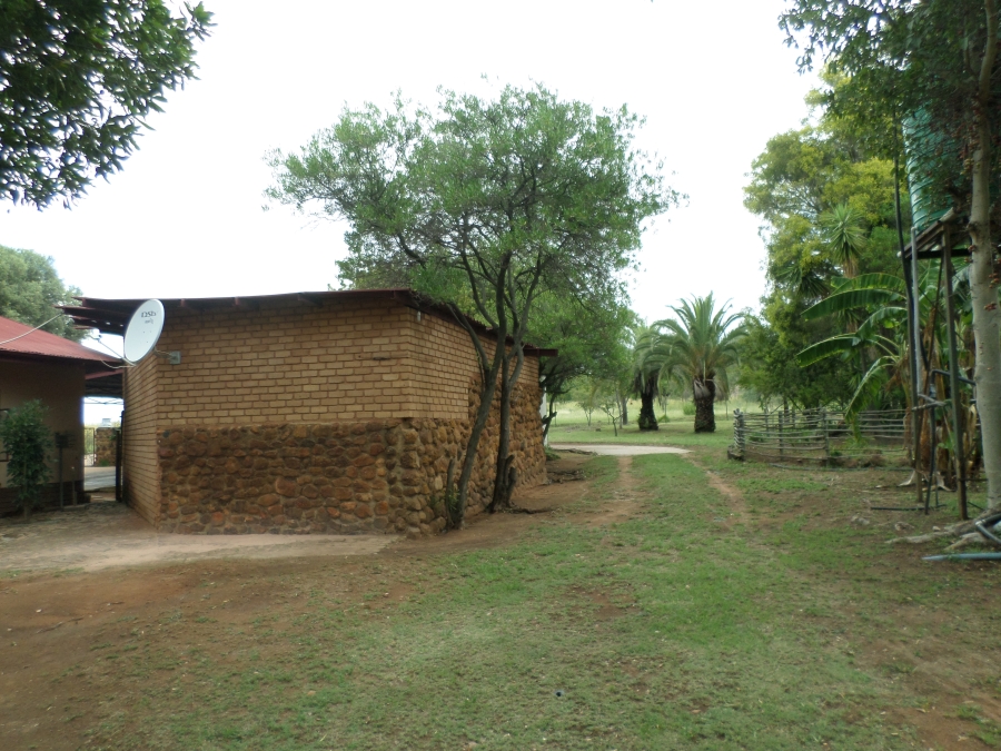 To Let 3 Bedroom Property for Rent in Rooiwal A H Gauteng