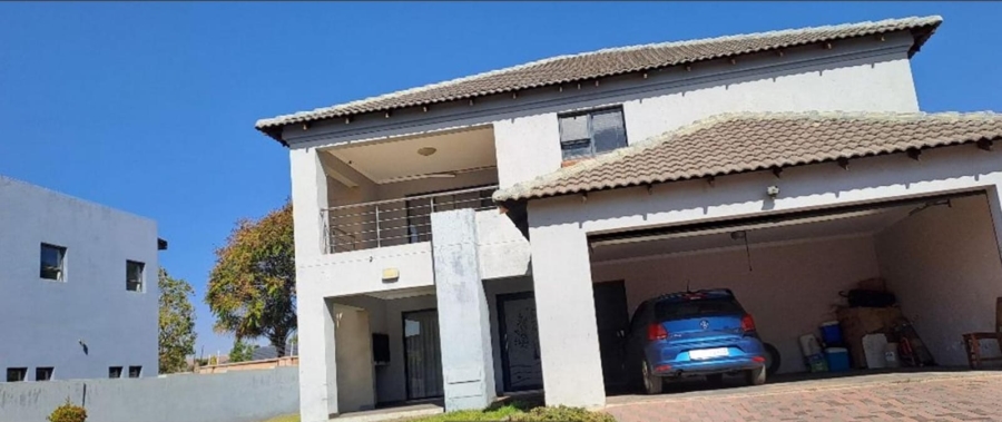 3 Bedroom Property for Sale in Theresa Park Gauteng