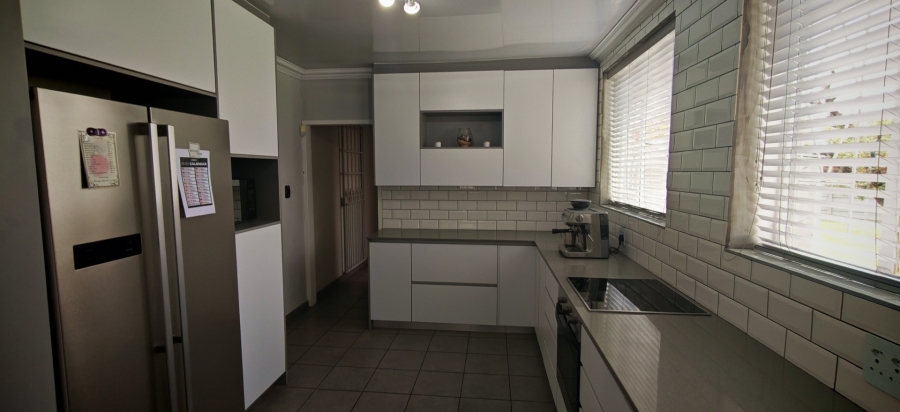 3 Bedroom Property for Sale in Randhart Gauteng