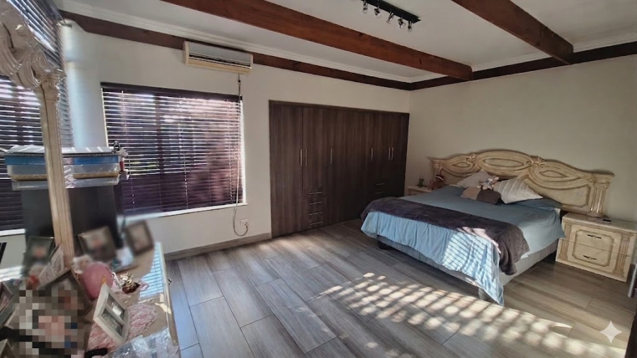 6 Bedroom Property for Sale in Villieria Gauteng