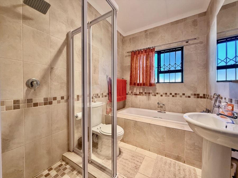 3 Bedroom Property for Sale in The Meadows Gauteng