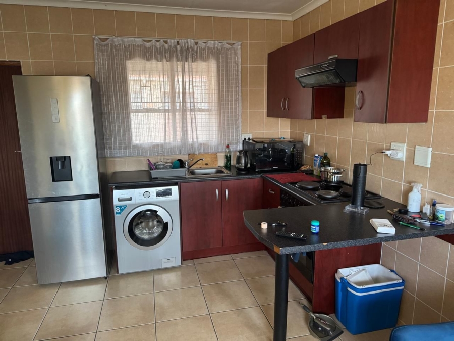 1 Bedroom Property for Sale in Ormonde View Gauteng