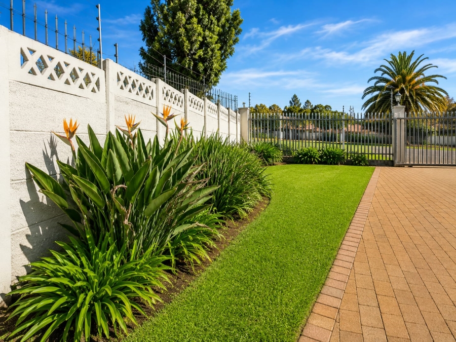 4 Bedroom Property for Sale in Erasmia Gauteng