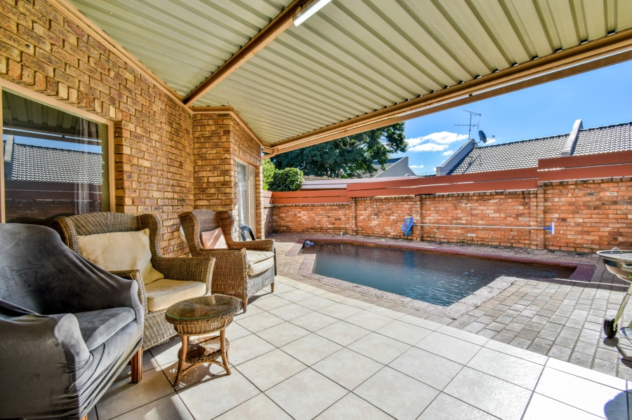 4 Bedroom Property for Sale in Moreleta Park Gauteng