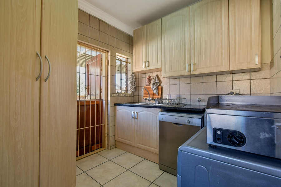 4 Bedroom Property for Sale in Moreleta Park Gauteng