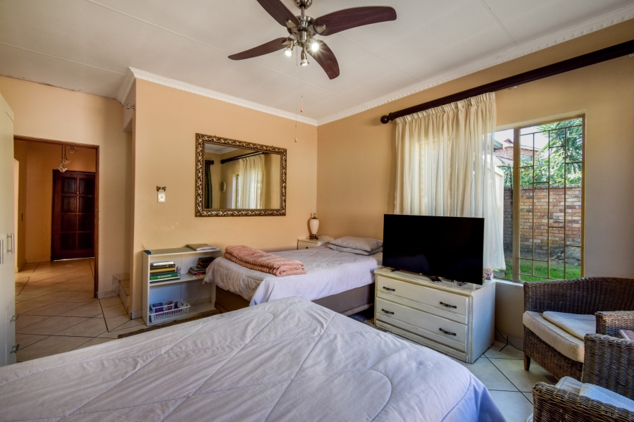 4 Bedroom Property for Sale in Moreleta Park Gauteng