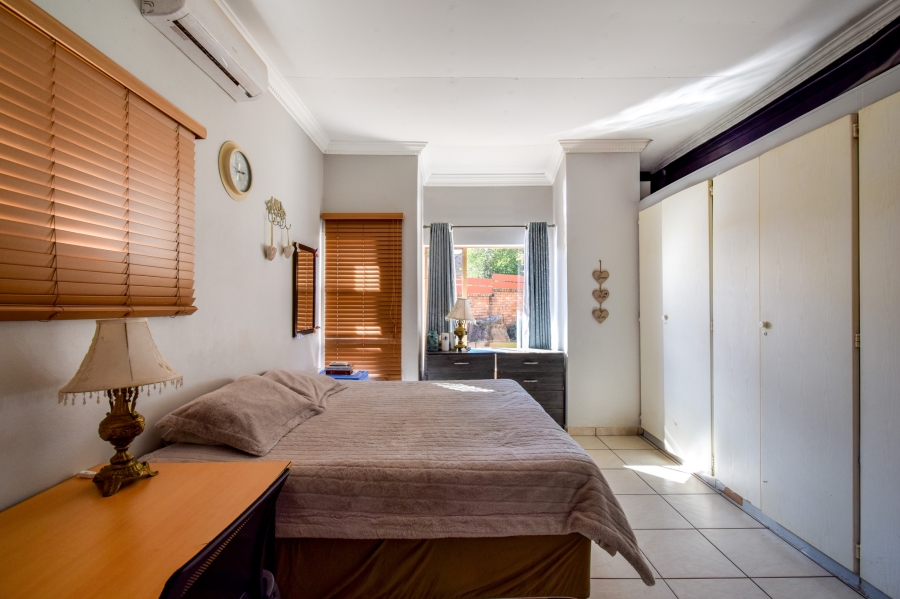 4 Bedroom Property for Sale in Moreleta Park Gauteng