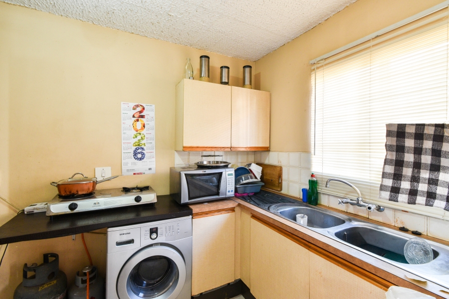 2 Bedroom Property for Sale in Garsfontein Gauteng