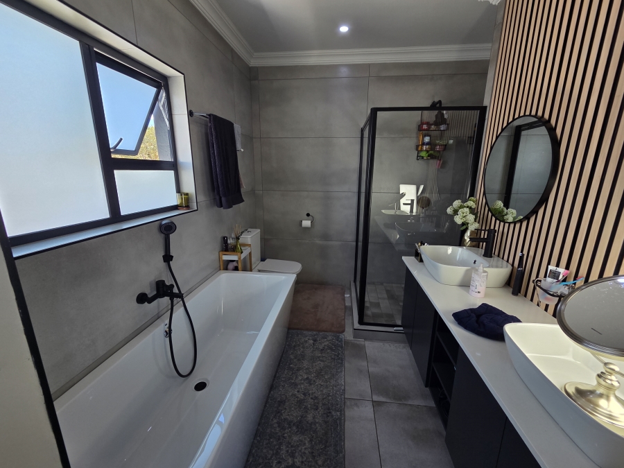 4 Bedroom Property for Sale in Montana Gauteng